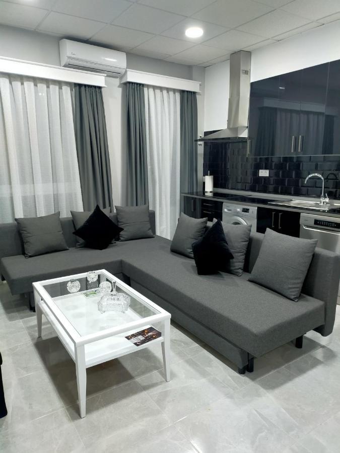 Maria Y Juan Con Garaje Apartment